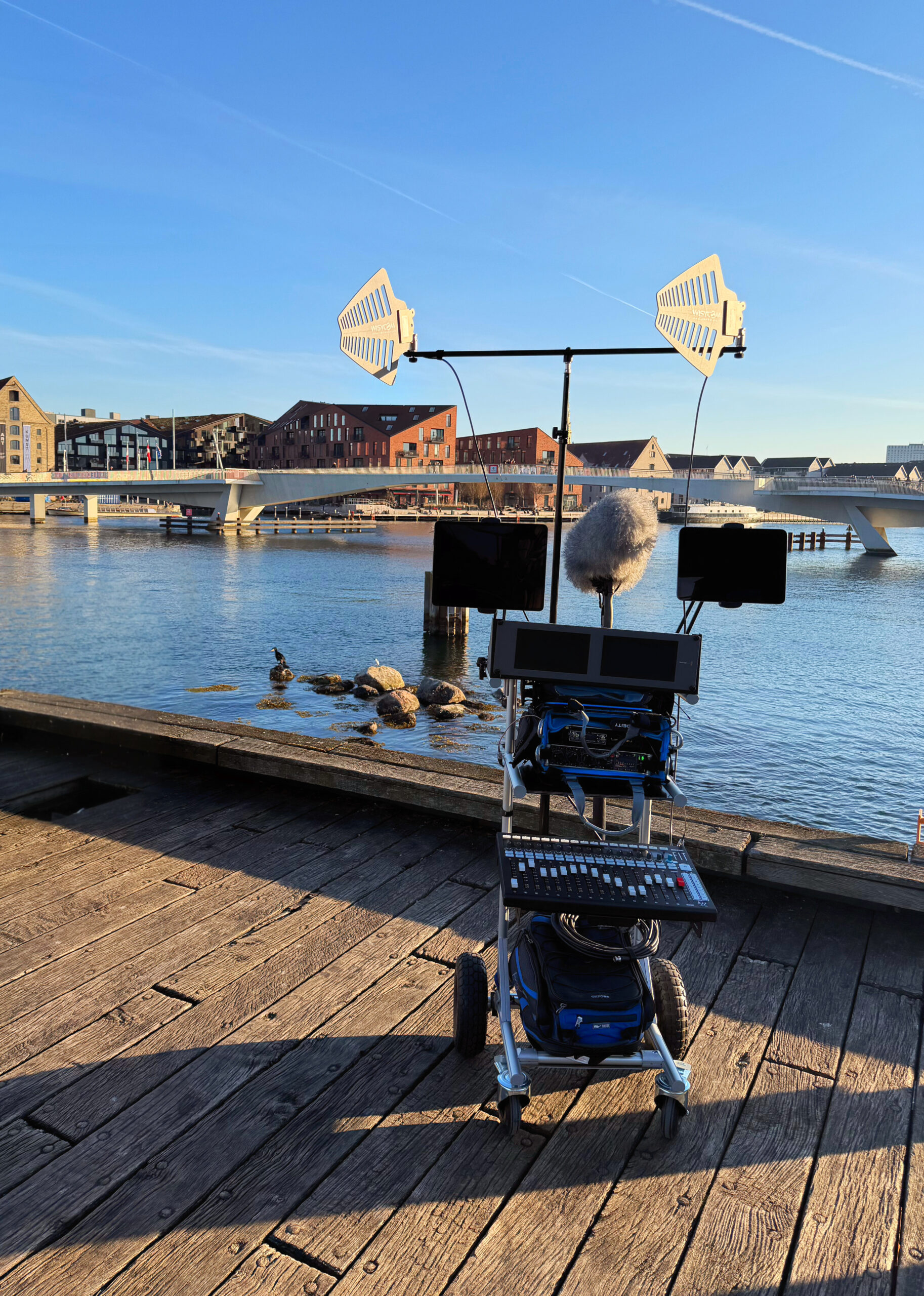 Professionelt lydudstyr på vogn